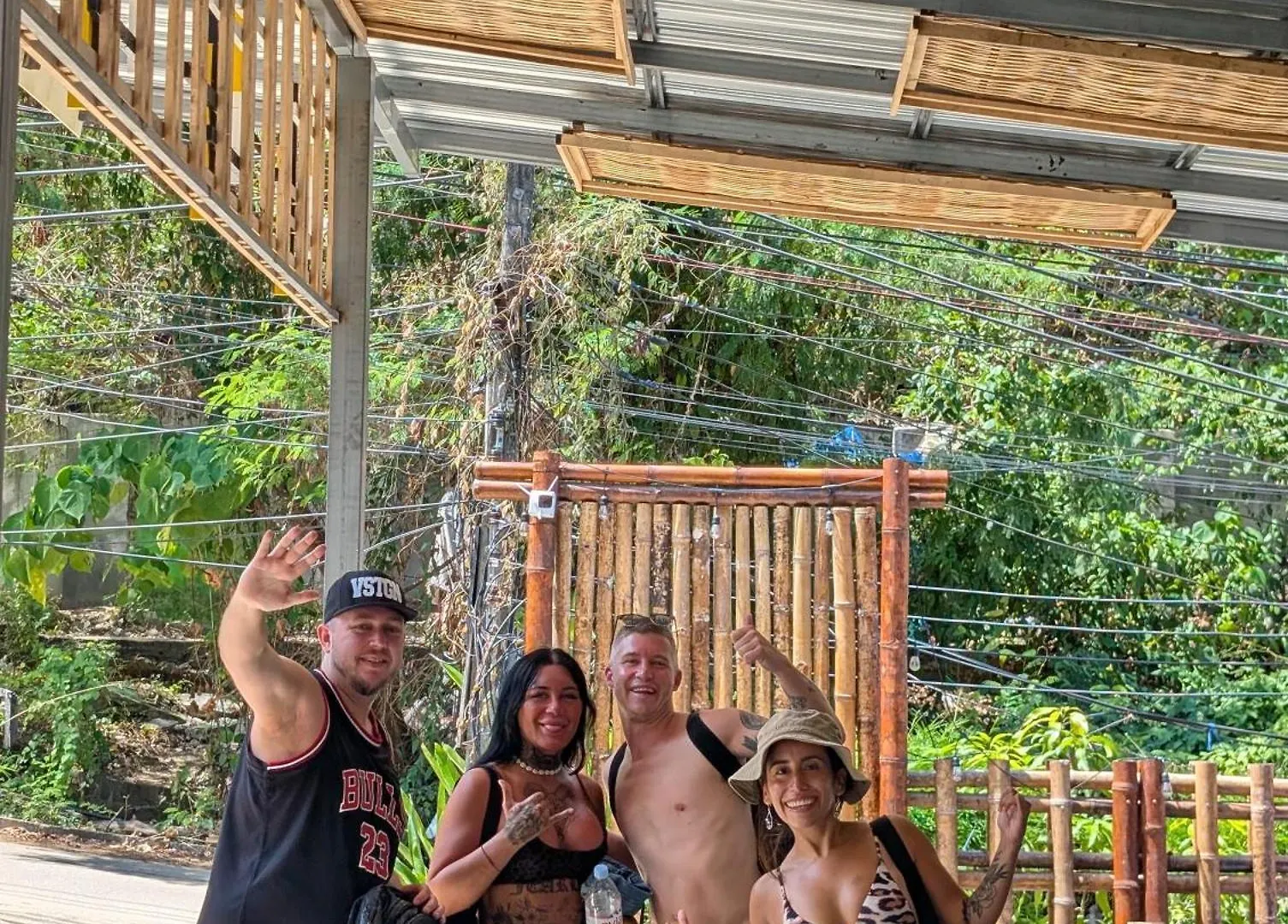 Hangover Chill & Hill Hostel Phi Phi-öarna 0*,